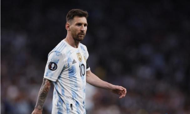 香港最新失业率下降至3.8%